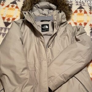 Women’s  The NorthFace Trench Coat XL
